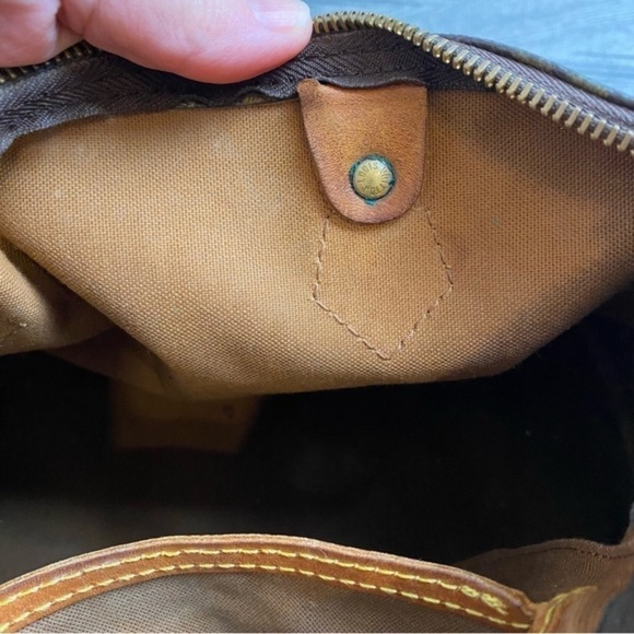 LOUIS VUITTON Monogram Speedy 30 Vintage Coated Canvas - Picture 11 of 17